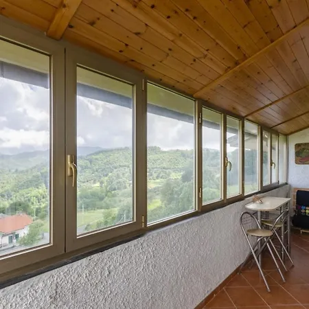 Lejlighed Altido Family 2 Bedroom Apt For 6 With Backyard In Mattarana Carrodano Inferiore