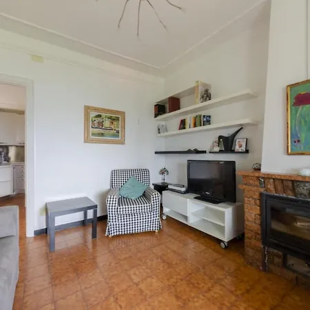 Altido Family 2 Bedroom Apt For 6 With Backyard In Mattarana Lejlighed