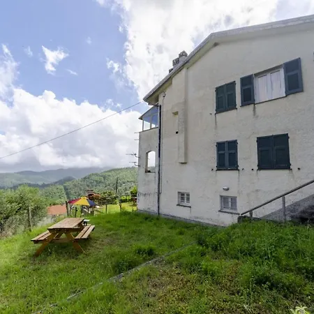 Lejlighed Altido Family 2 Bedroom Apt For 6 With Backyard In Mattarana *