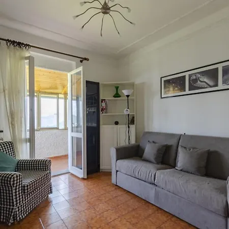 Lejlighed Altido Family 2 Bedroom Apt For 6 With Backyard In Mattarana *